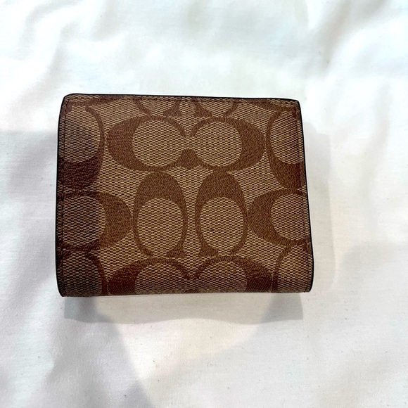 New Coach wallet 6261 - Picture 2 of 6